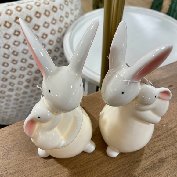 Easter Bunnies w/Babies w/Pretty Pink Ears LED Light Up Ceramic Figurines NWT - Picture 3 of 3